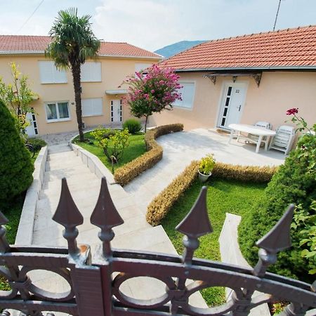 Guest House Agava موستار المظهر الخارجي الصورة