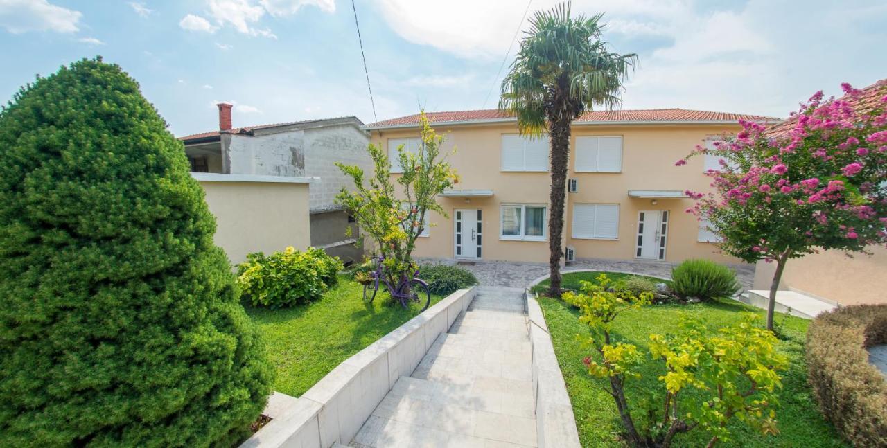 Guest House Agava موستار المظهر الخارجي الصورة